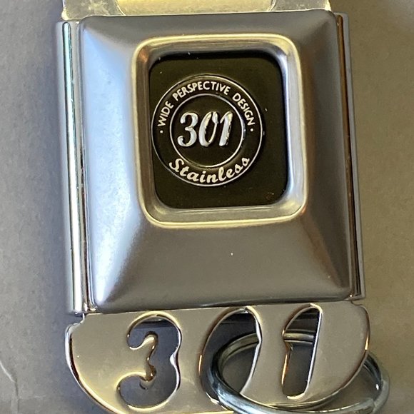 301 WPD Other - Retro Seat Belt Buckle waist mounted Releasing Key